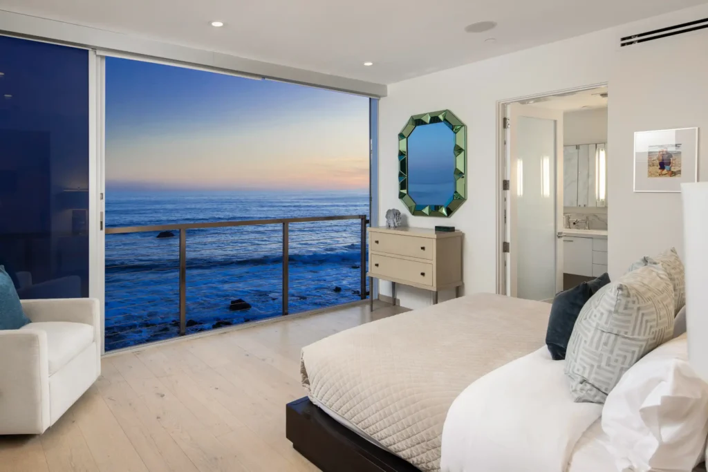 Malibu Escape 2